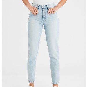 American Eagle Mom Jeans